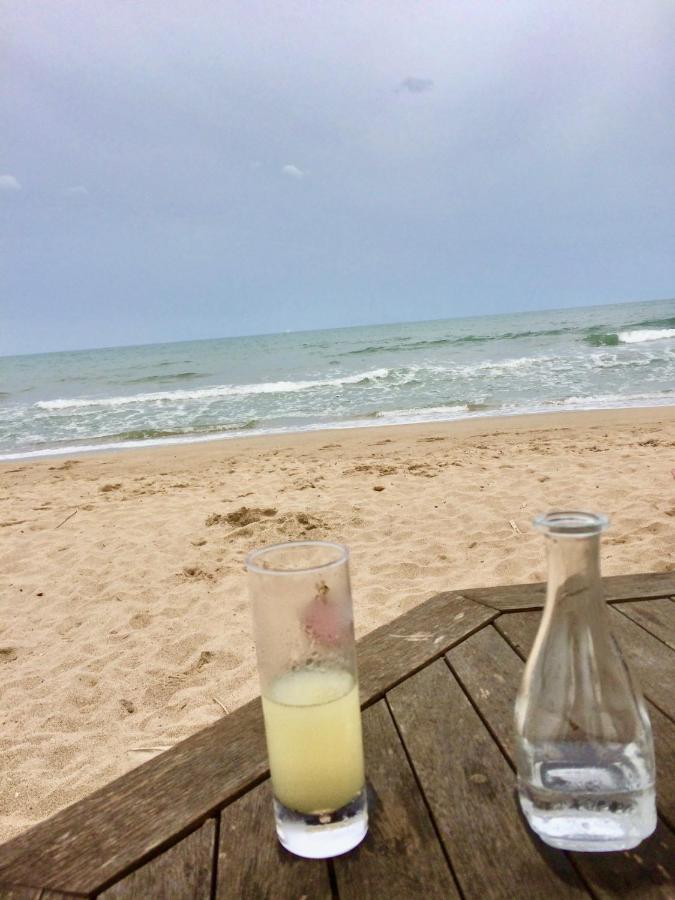 Beach, Wine, Dining, Sports, Summer, Winter Lägenhet Sérignan Exteriör bild